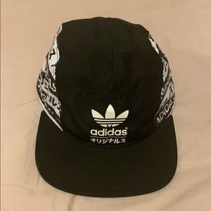 ADIDAS SnapBack